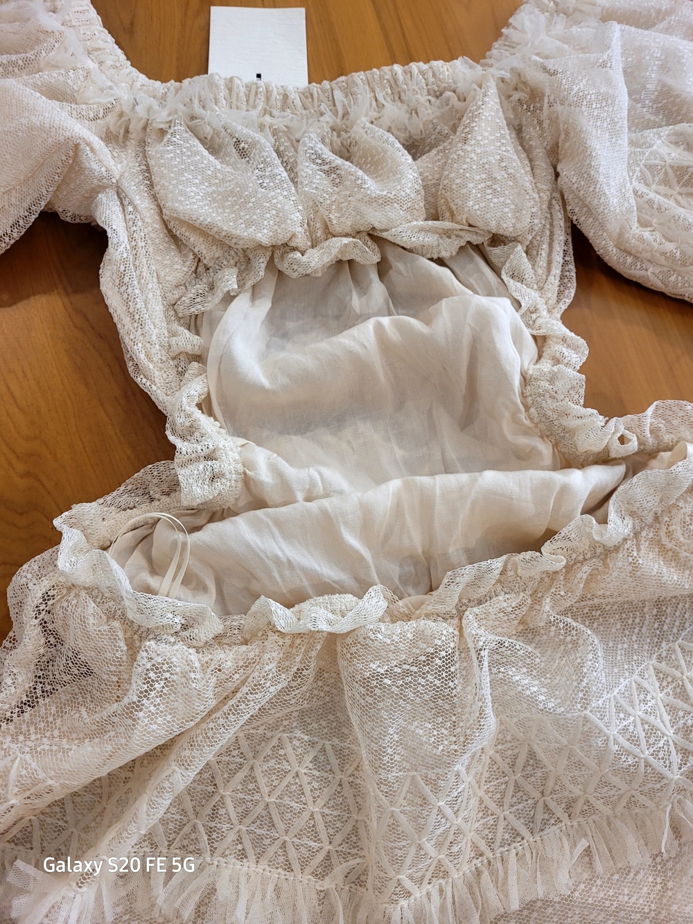 Boho Off-Shoulder White Lace Maxi Dress with Cutout Waist - Picture 9 of 10